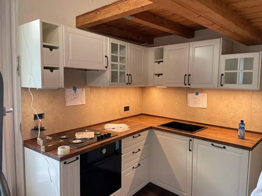 Immagine 1 di Loft/Open space in vendita  a Massa