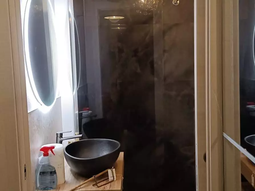 Immagine 6 di Loft/Open space in vendita  a Massa