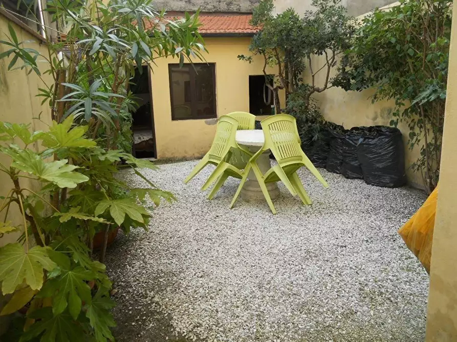Immagine 5 di Villa in vendita  a Viareggio