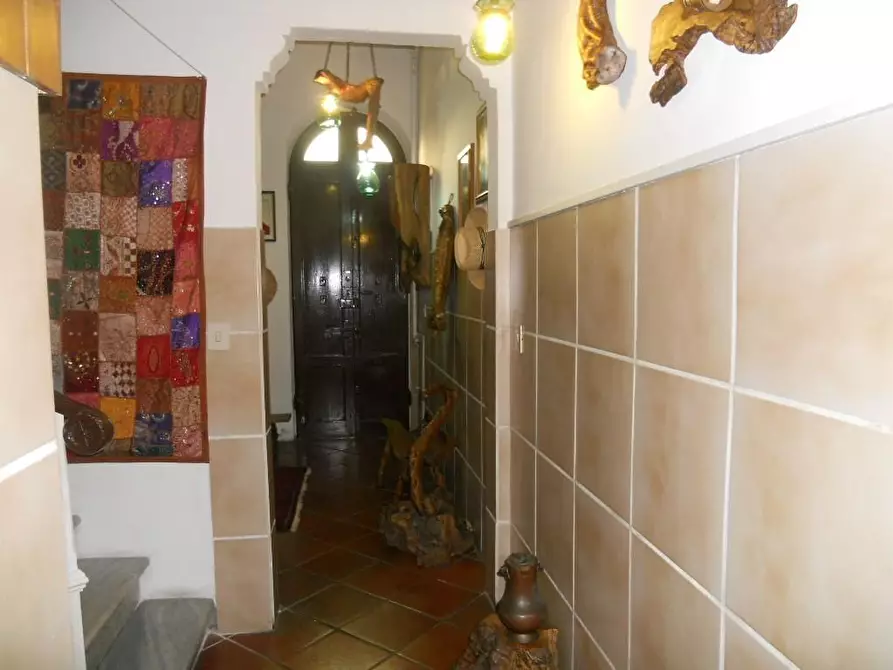 Immagine 15 di Villa in vendita  a Viareggio