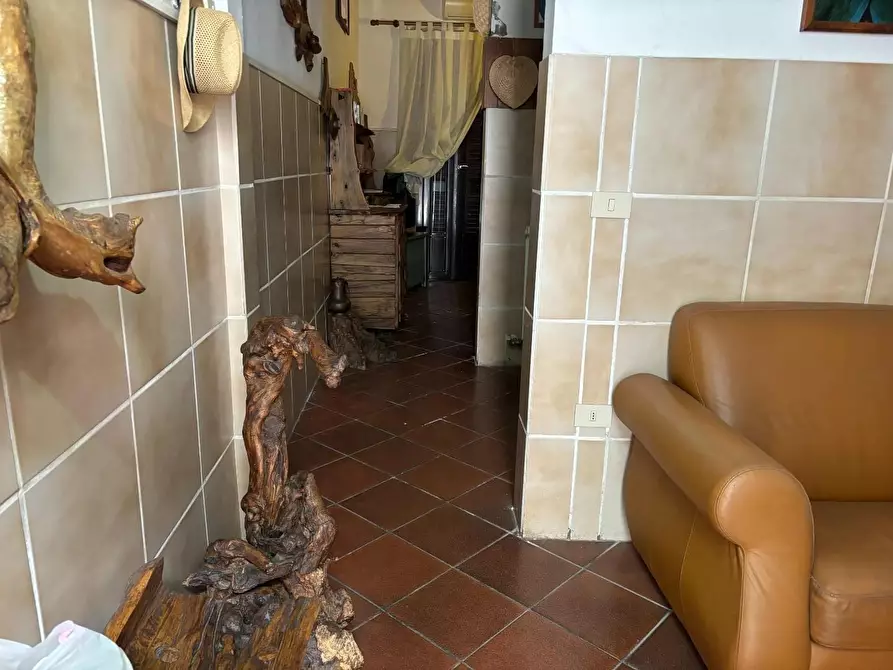 Immagine 6 di Villa in vendita  a Viareggio