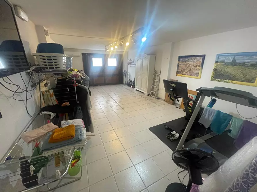 Immagine 14 di Appartamento in vendita  a Poggibonsi