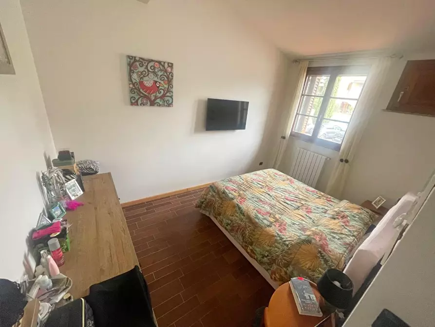 Immagine 7 di Appartamento in vendita  a Poggibonsi