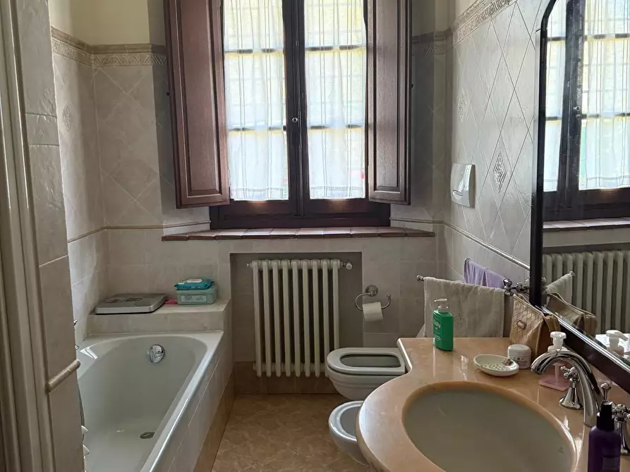 Immagine 8 di Villa in vendita  a Cerreto Guidi