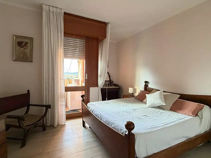 Immagine 5 di Appartamento in vendita  a Aulla