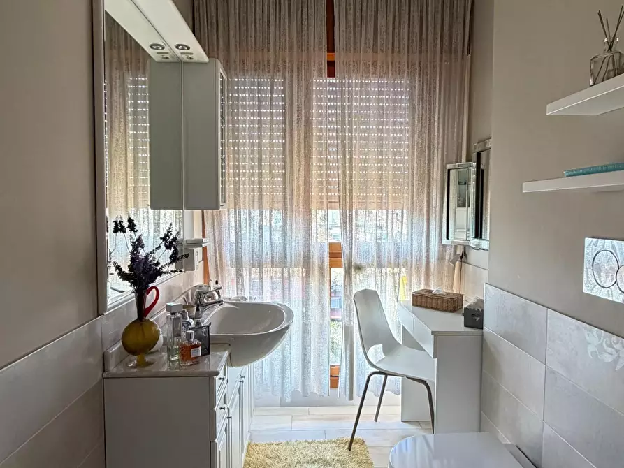 Immagine 15 di Appartamento in vendita  a Aulla