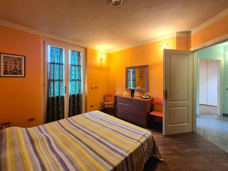 Immagine 26 di Villa in vendita  a Capannori