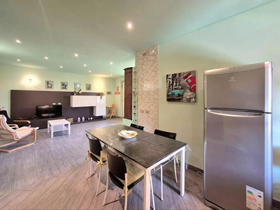 Immagine 22 di Villa in vendita  a Capannori