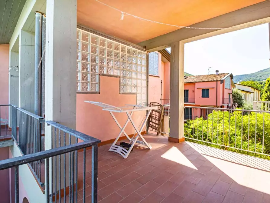 Immagine 21 di Casa bifamiliare in vendita  a Vicopisano