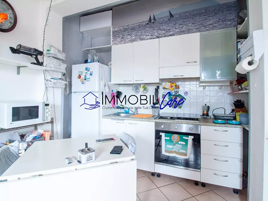 Immagine 12 di Appartamento in vendita  a Livorno