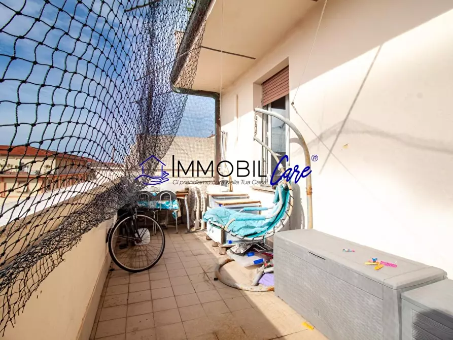 Immagine 2 di Appartamento in vendita  a Livorno