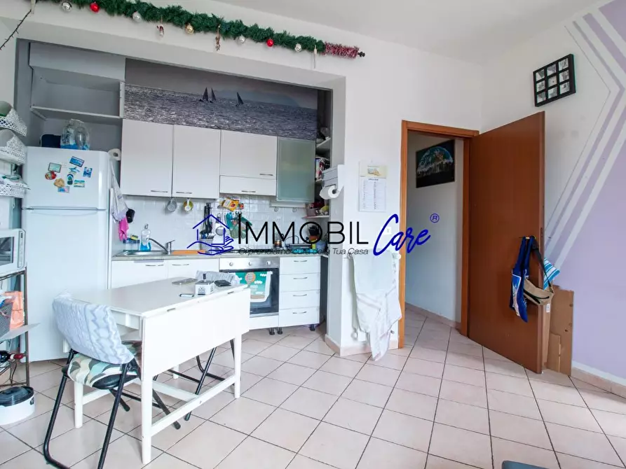 Immagine 10 di Appartamento in vendita  a Livorno