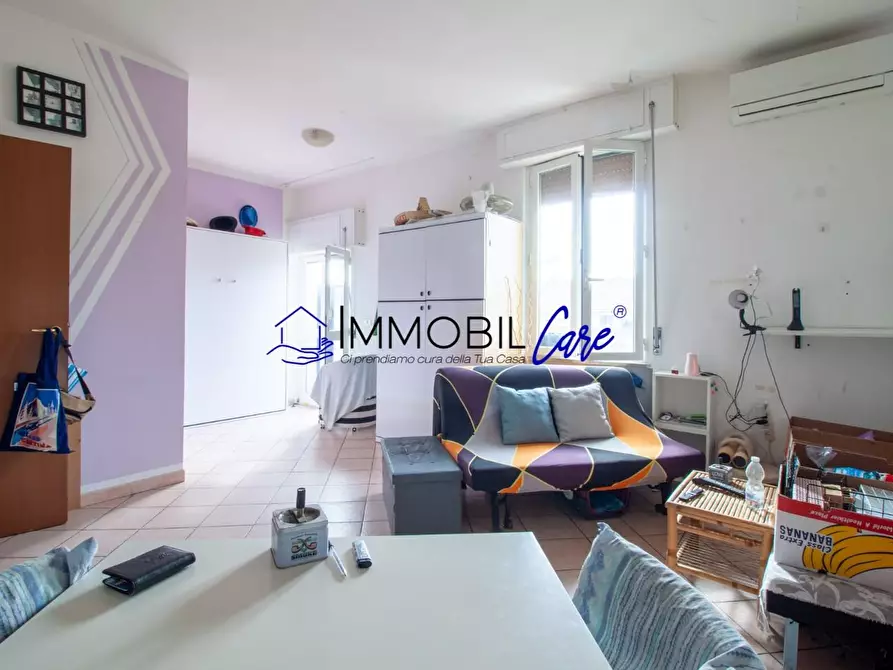 Immagine 8 di Appartamento in vendita  a Livorno