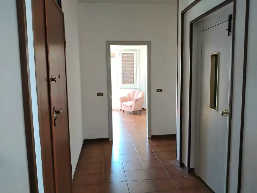 Immagine 24 di Appartamento in vendita  a Carrara