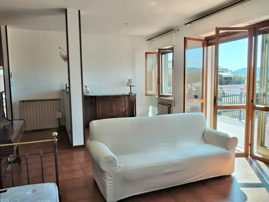 Immagine 26 di Appartamento in vendita  a Carrara