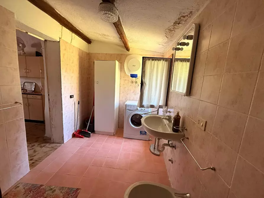 Immagine 21 di Casa colonica in vendita  a Arzachena