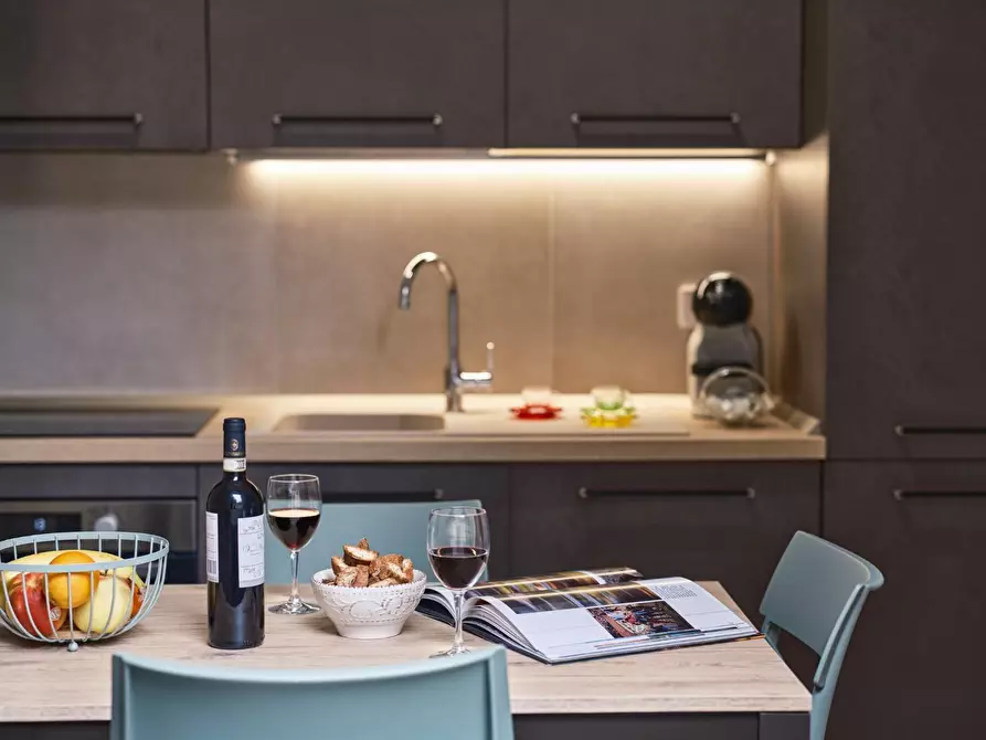 Immagine 9 di Appartamento in vendita  a Siena