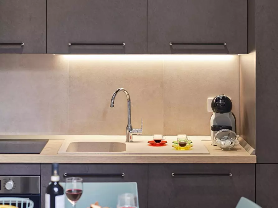 Immagine 10 di Appartamento in vendita  a Siena