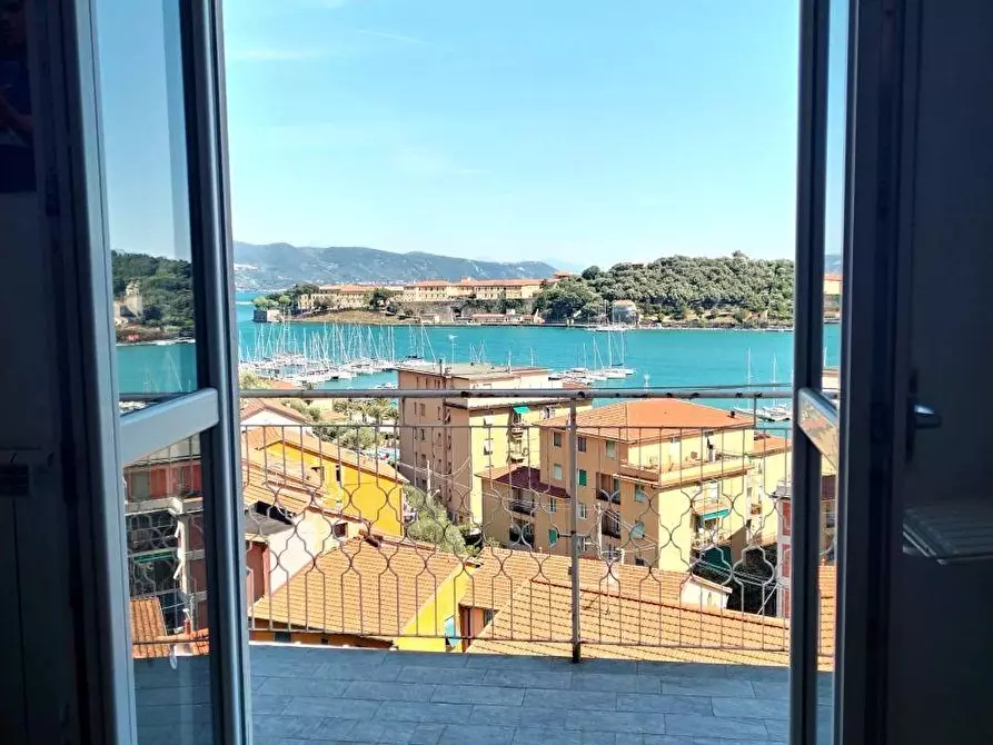 Immagine 1 di Appartamento in vendita  a Portovenere