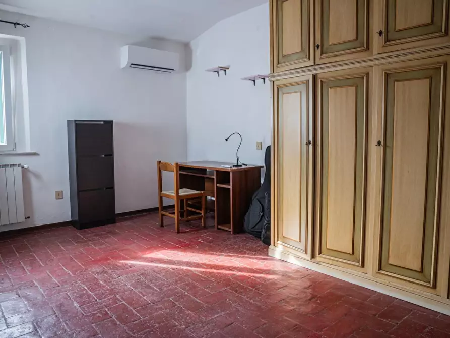 Immagine 19 di Terratetto in vendita  a Pisa