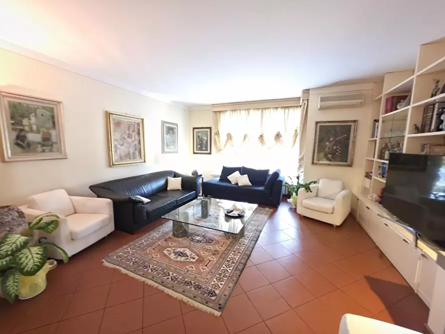 Immagine 2 di Casa bifamiliare in vendita  a Cerreto Guidi