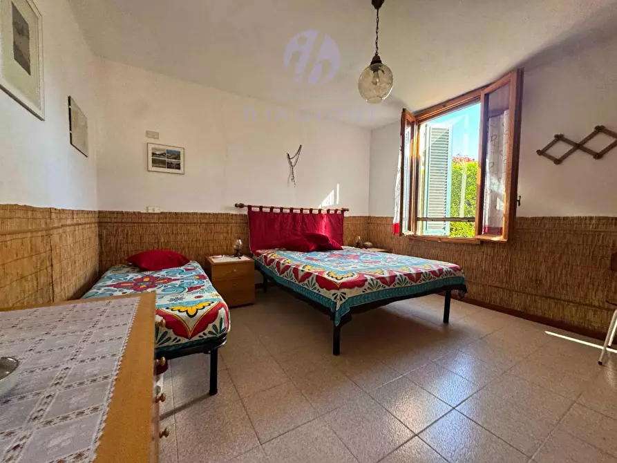 Immagine 10 di Casa bifamiliare in vendita  a Pietrasanta