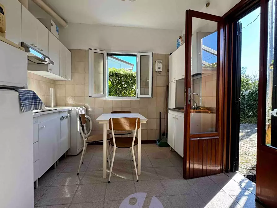 Immagine 4 di Casa bifamiliare in vendita  a Pietrasanta