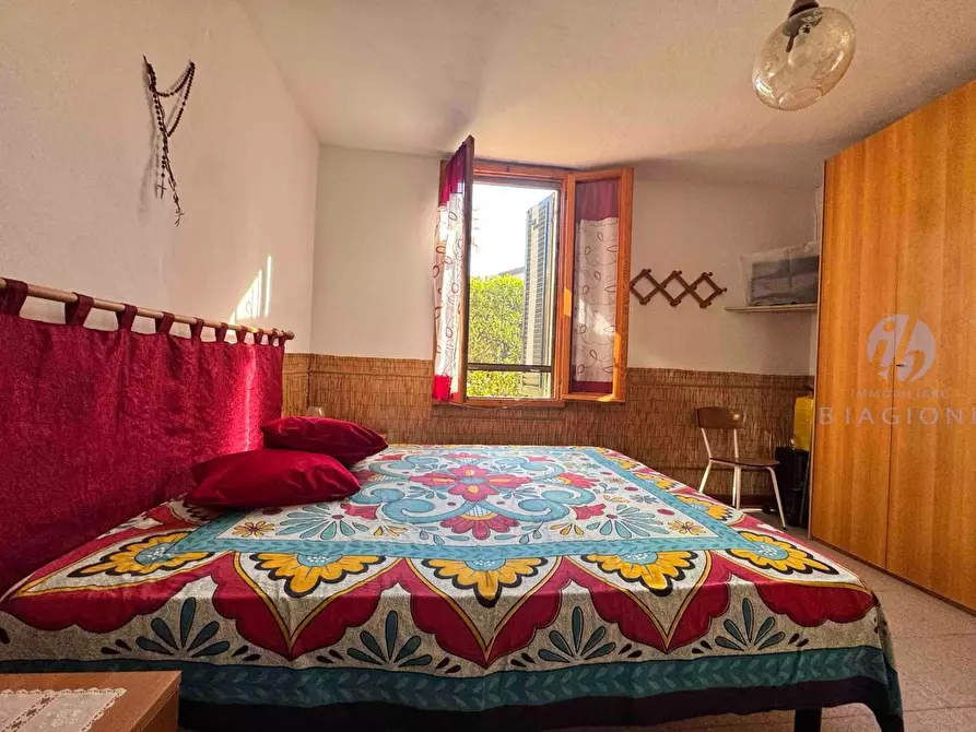 Immagine 13 di Casa bifamiliare in vendita  a Pietrasanta