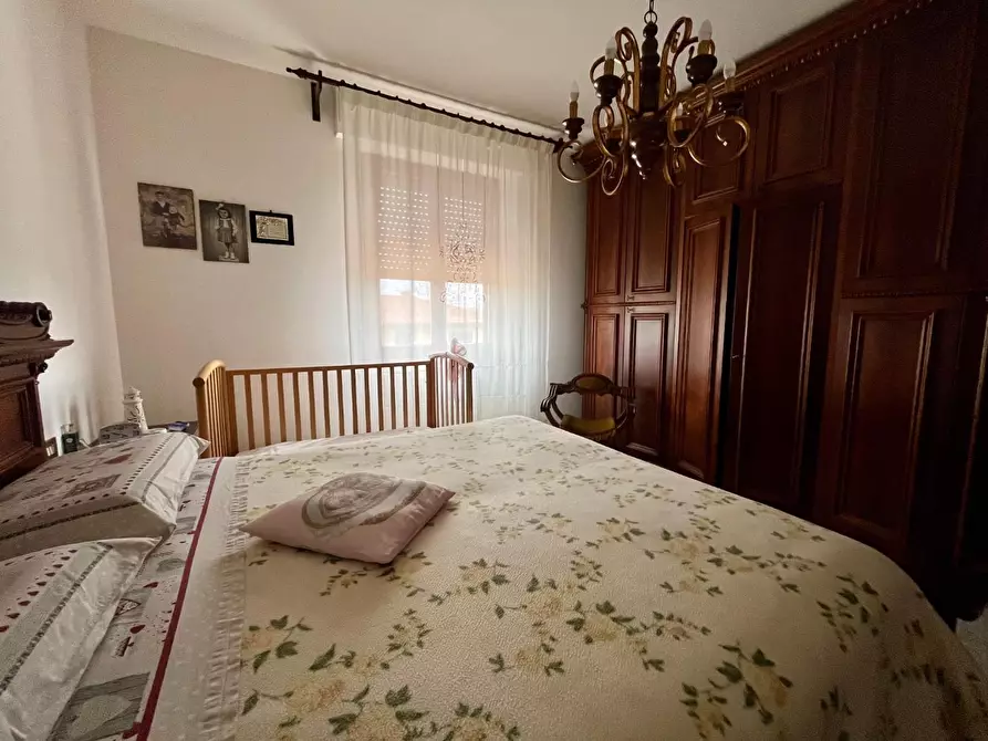 Immagine 8 di Appartamento in vendita  a Asciano