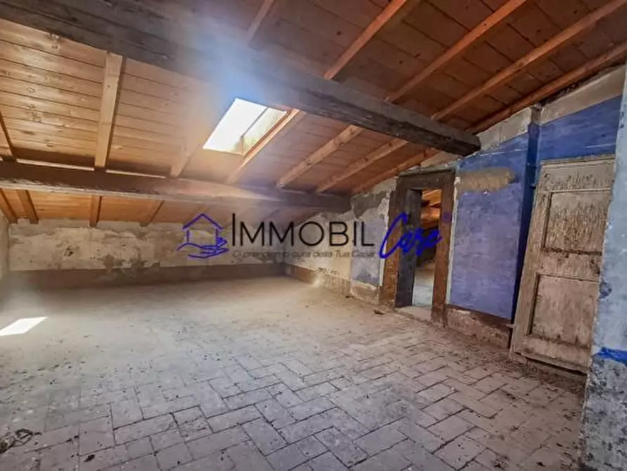 Immagine 8 di Appartamento in vendita  a Livorno