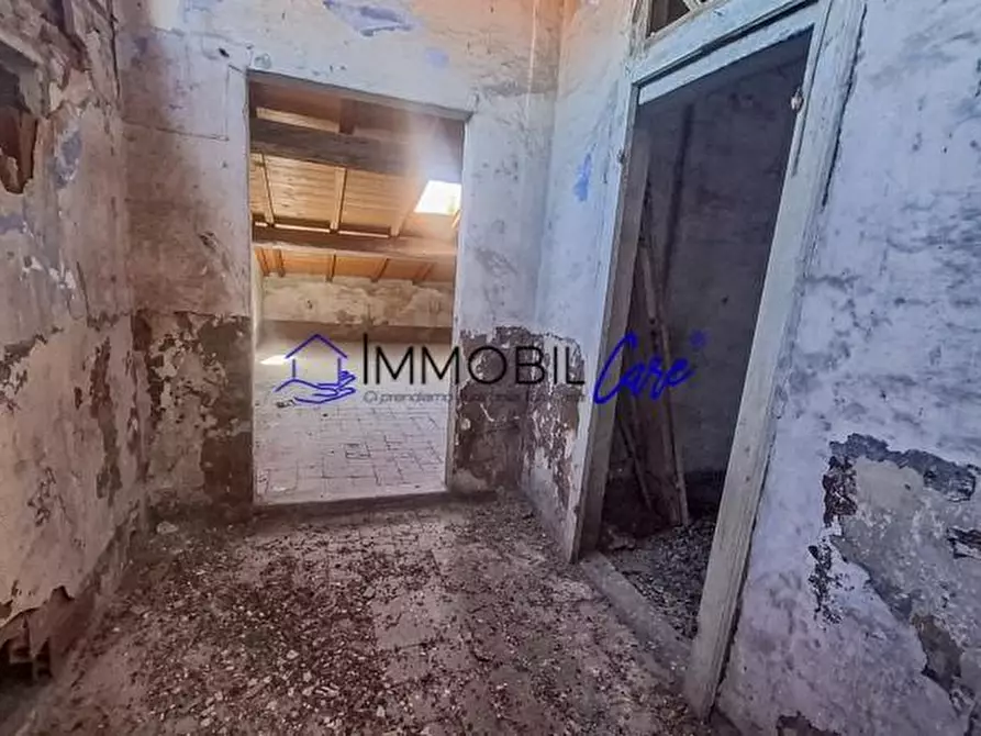 Immagine 7 di Appartamento in vendita  a Livorno