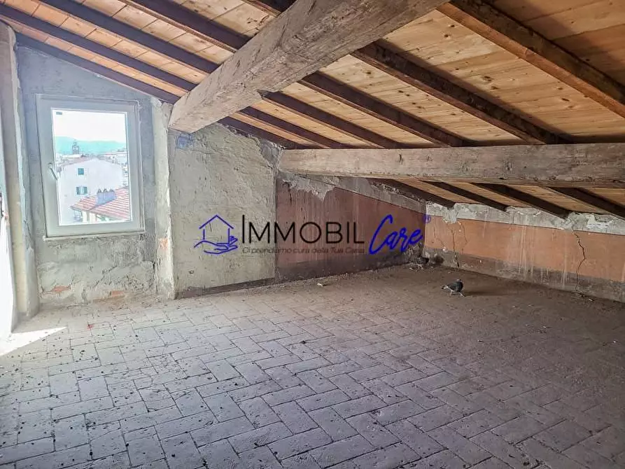 Immagine 11 di Appartamento in vendita  a Livorno