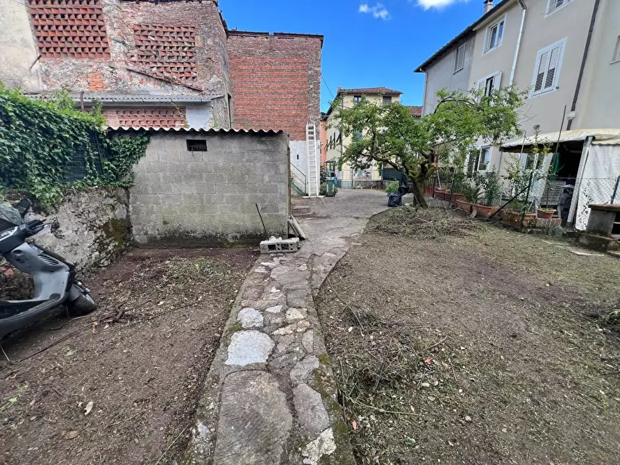 Immagine 22 di Terratetto in vendita  a Lucca