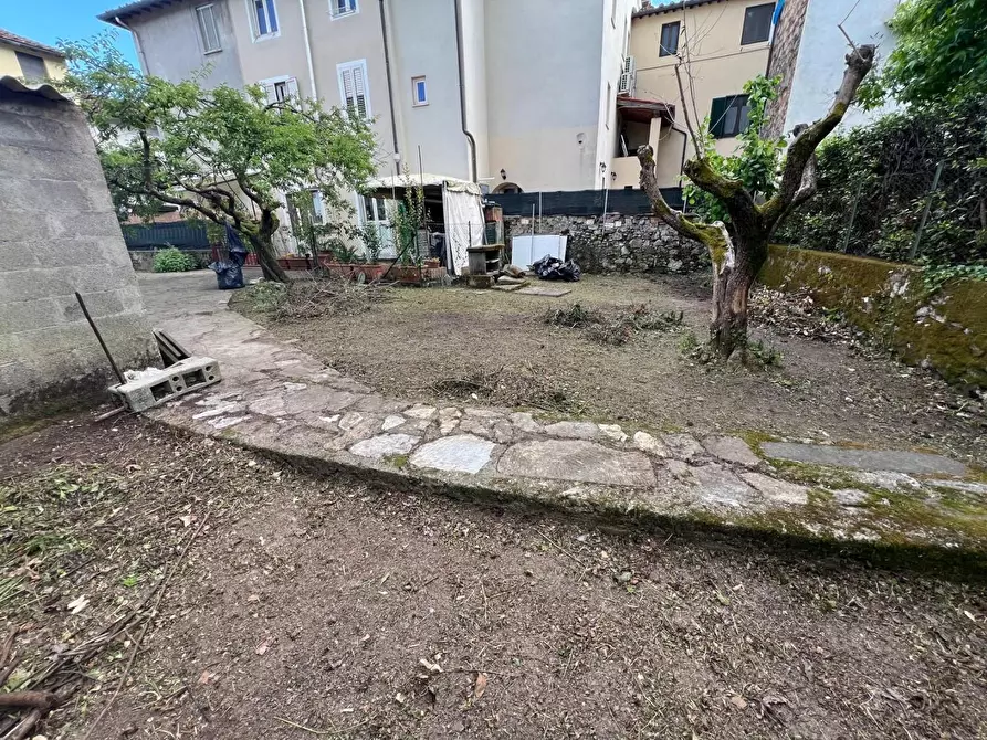 Immagine 19 di Terratetto in vendita  a Lucca