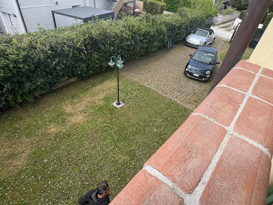 Immagine 39 di Villetta a schiera in vendita  a Forte Dei Marmi