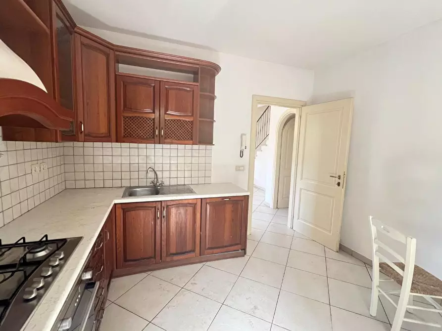 Immagine 13 di Villetta a schiera in vendita  a Forte Dei Marmi