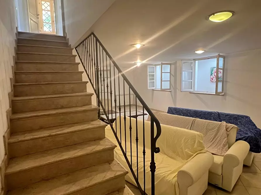 Immagine 48 di Villetta a schiera in vendita  a Forte Dei Marmi