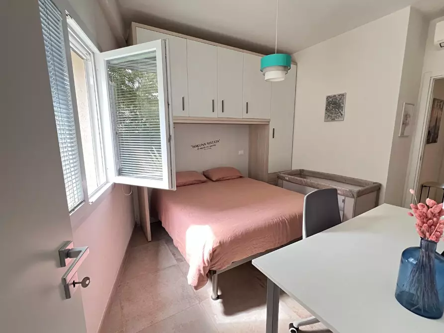 Immagine 31 di Appartamento in vendita  a Montignoso