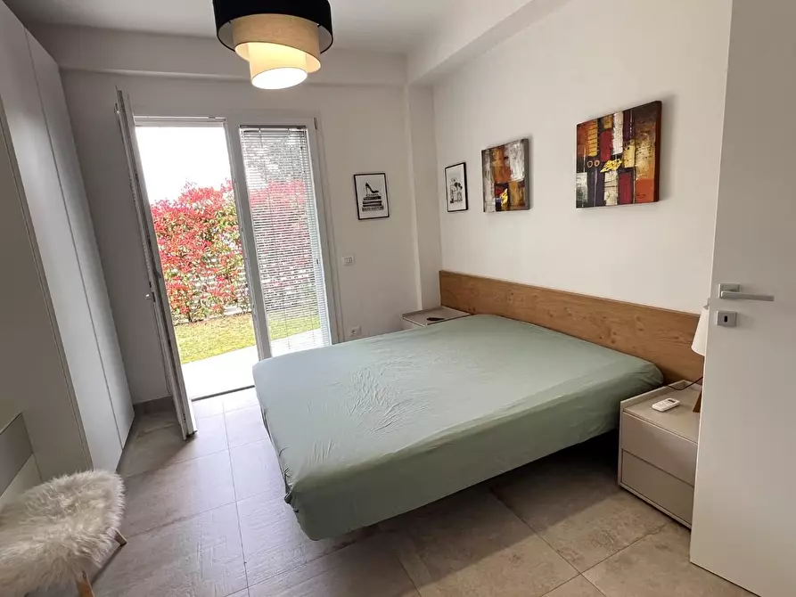 Immagine 38 di Appartamento in vendita  a Montignoso