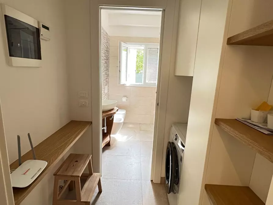 Immagine 26 di Appartamento in vendita  a Montignoso