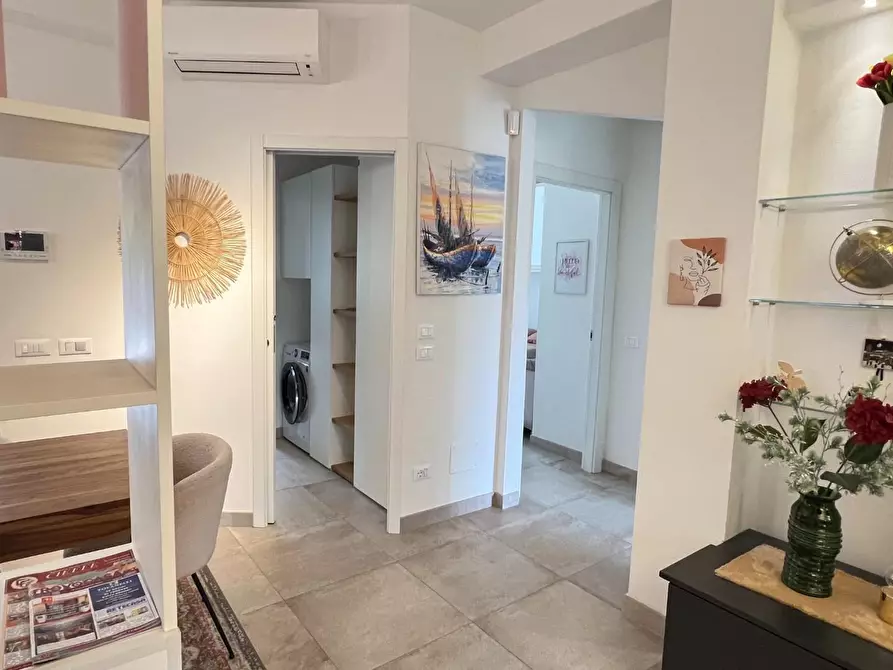 Immagine 25 di Appartamento in vendita  a Montignoso