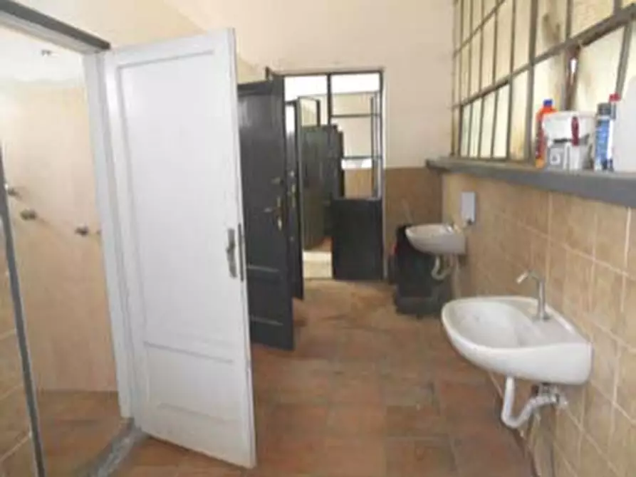 Immagine 12 di Attività artigianale in vendita  a Lungavilla