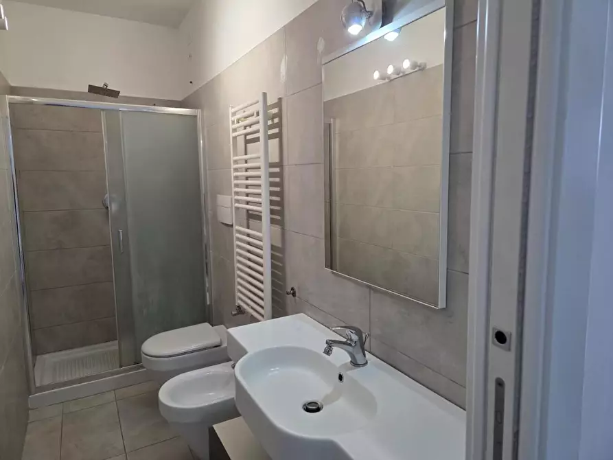 Immagine 9 di Appartamento in vendita  a Siena