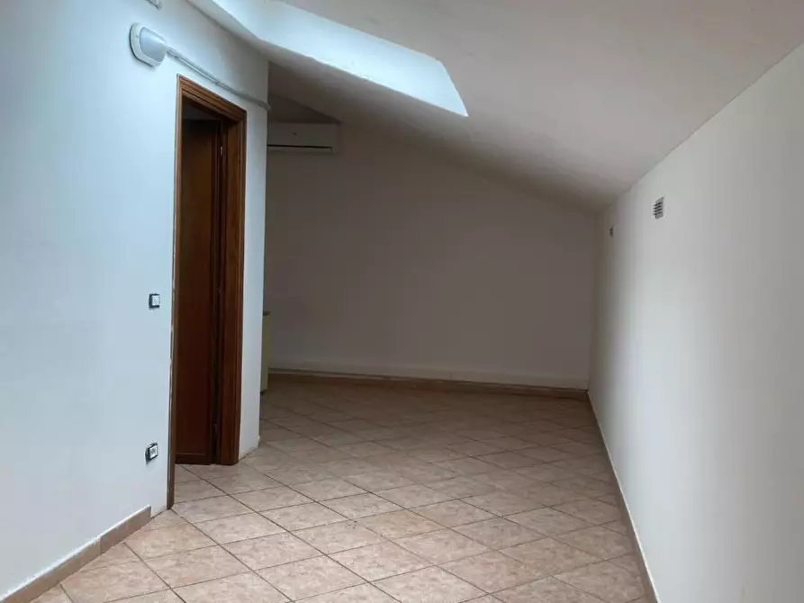 Immagine 14 di Palazzo in vendita  a Carmignano