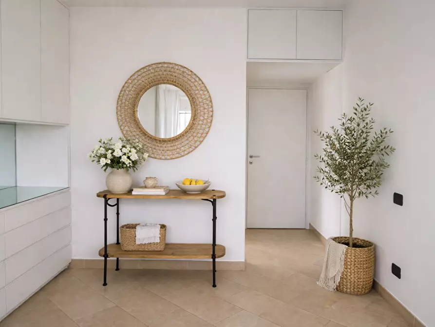 Immagine 12 di Mansarda in vendita  a Camaiore