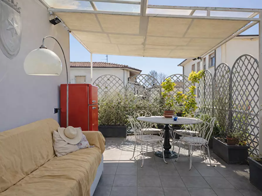 Immagine 19 di Mansarda in vendita  a Camaiore