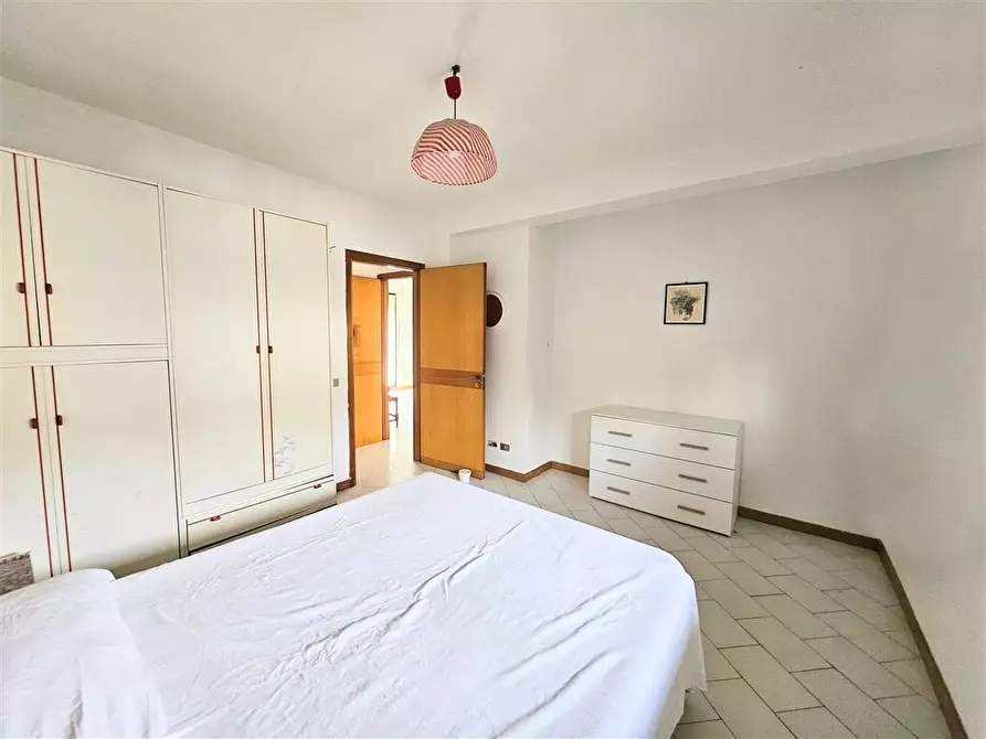 Immagine 14 di Appartamento in vendita  a Massa