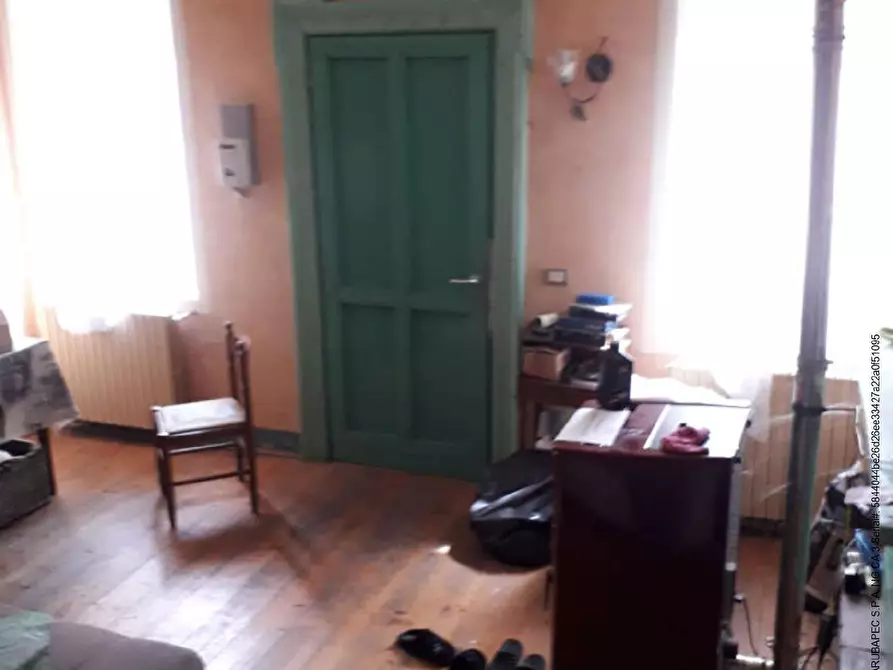 Immagine 11 di Appartamento in vendita  a Gambarana