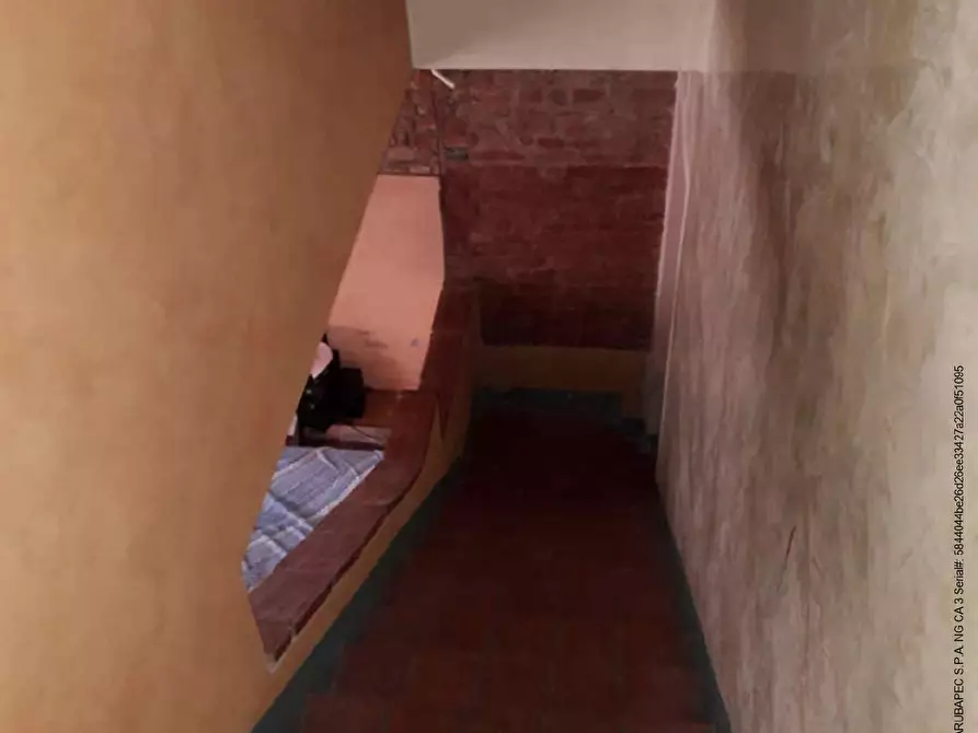 Immagine 16 di Appartamento in vendita  a Gambarana