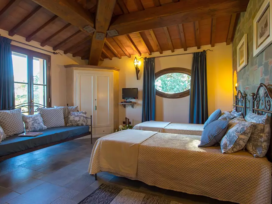 Immagine 6 di Villa in vendita  a Peccioli